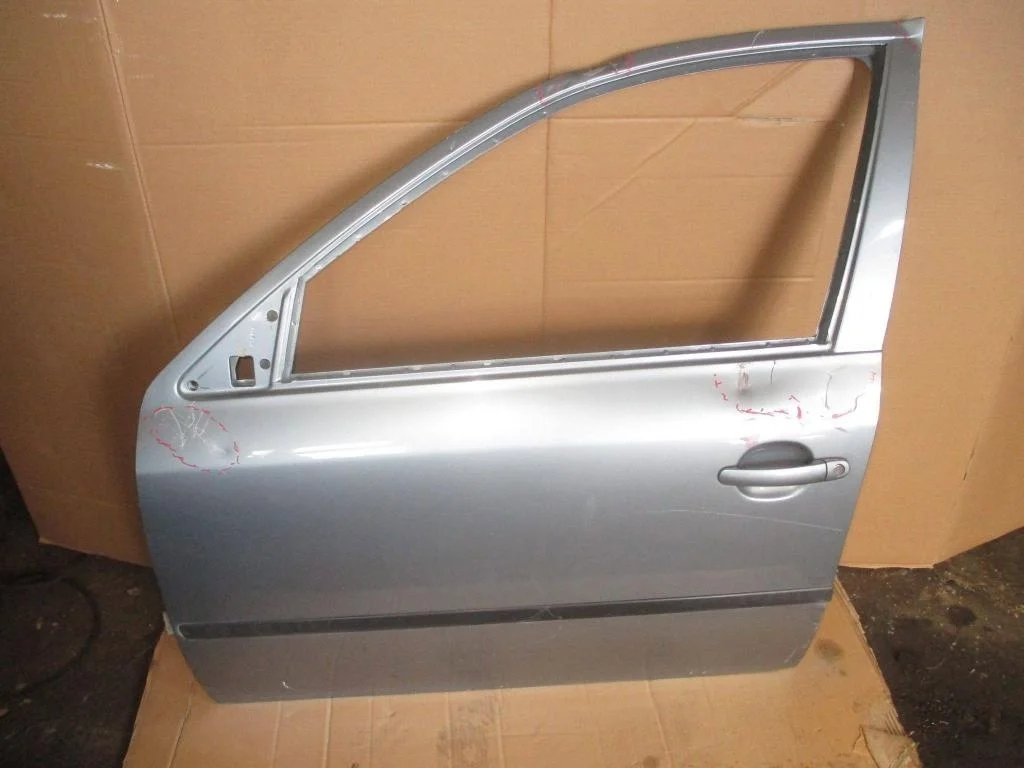 Дверь передняя левая Skoda Octavia 1 A4