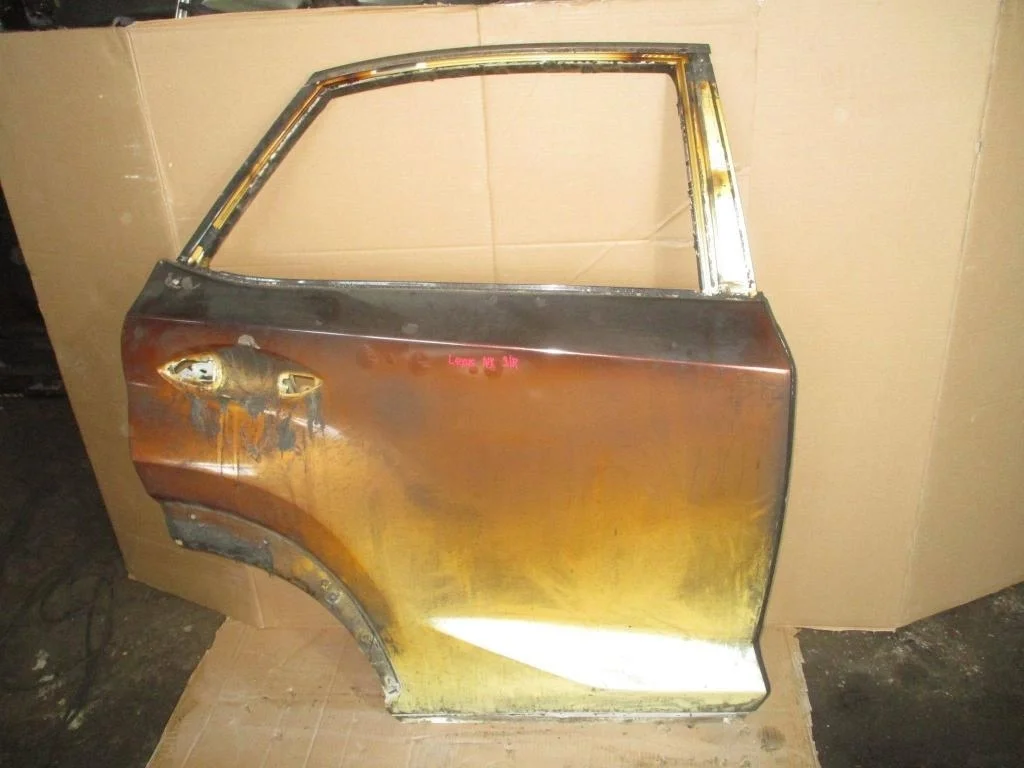 Дверь задняя правая Lexus NX200t 2015 AZ10