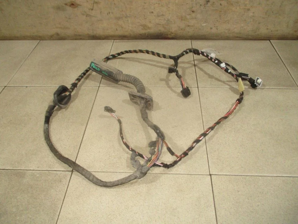Проводка двери Volkswagen Polo 5