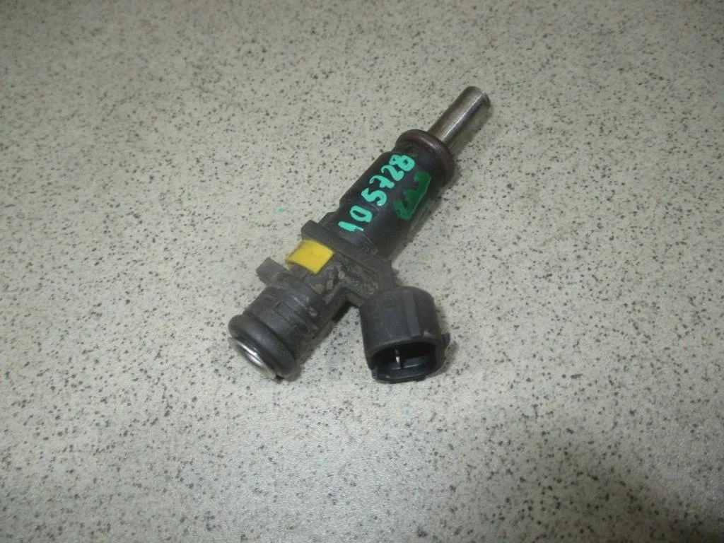 Форсунка топливная Peugeot 308 T7