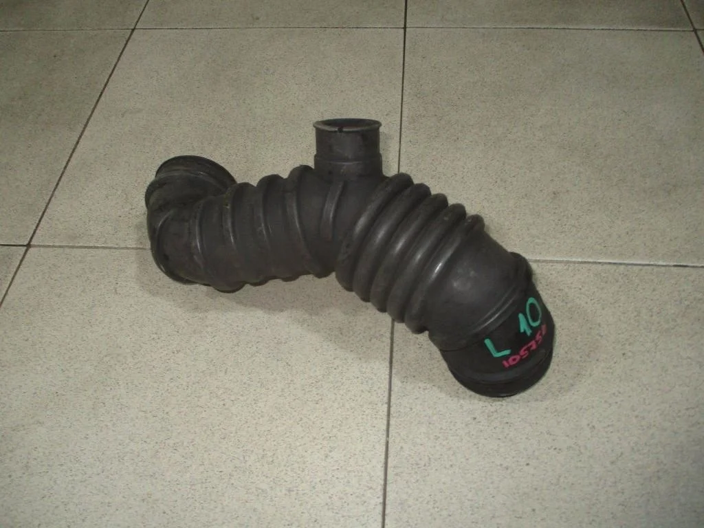 Патрубок воздушного фильтра Mitsubishi Lancer 10 CY