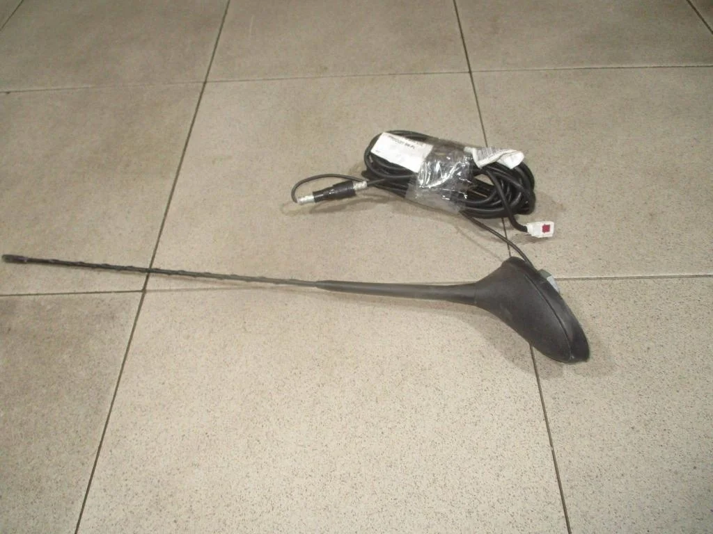 Антенна Peugeot 308 T7