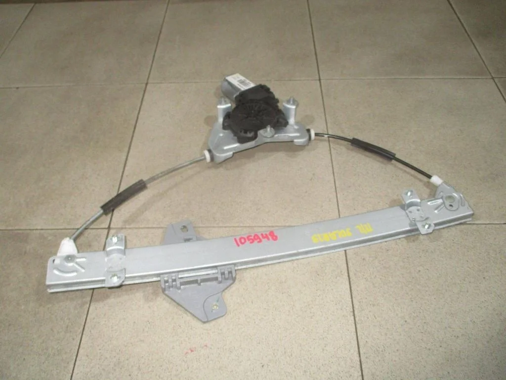 Стеклоподъемник передний левый Hyundai Solaris 1 RB