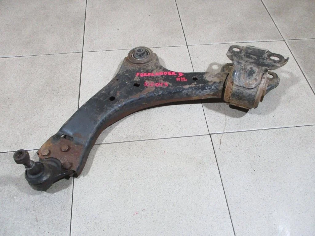 Рычаг передний левый Land Rover Freelander 2 2008 L359