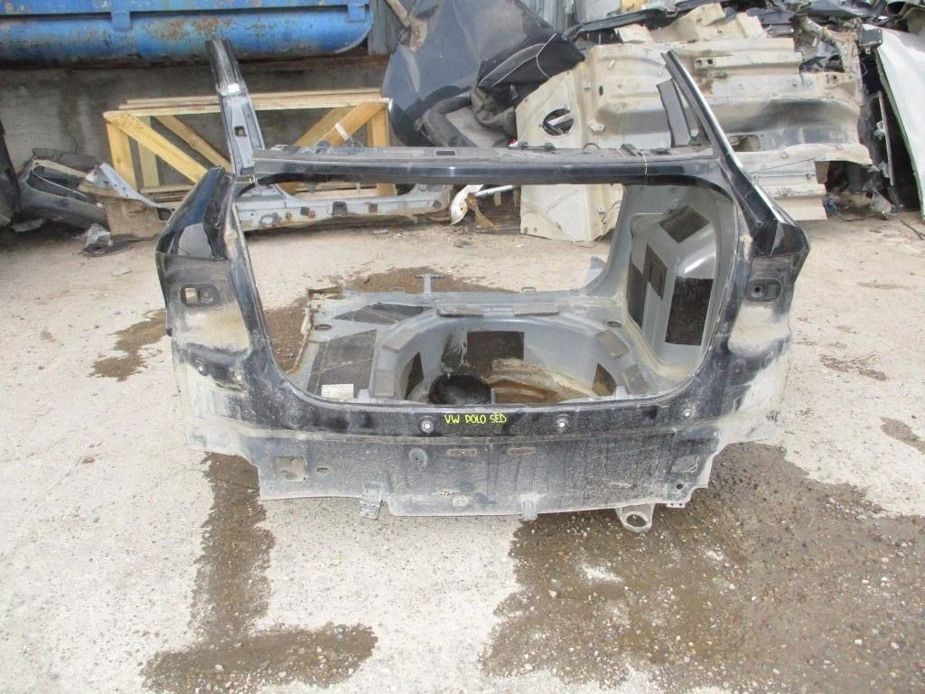 Панель задняя Volkswagen Polo 5