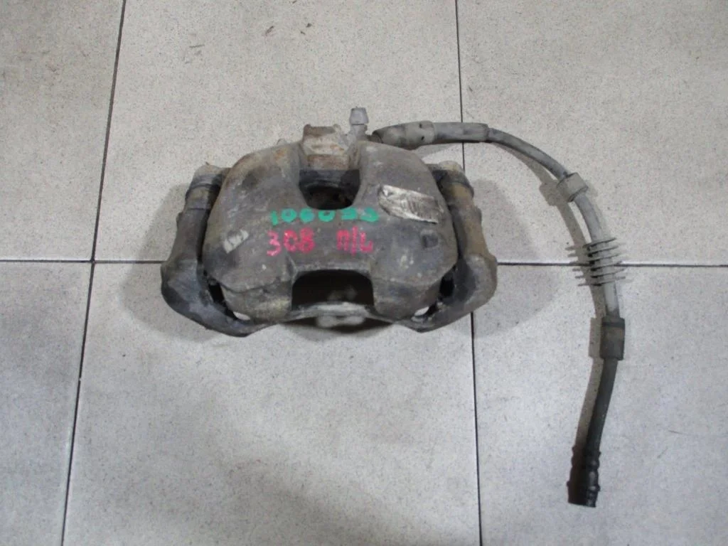 Суппорт передний левый Peugeot 308 T7