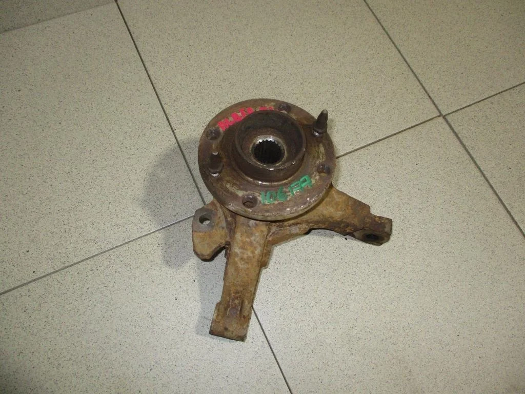 Кулак поворотный передний правый Fiat Albea 178