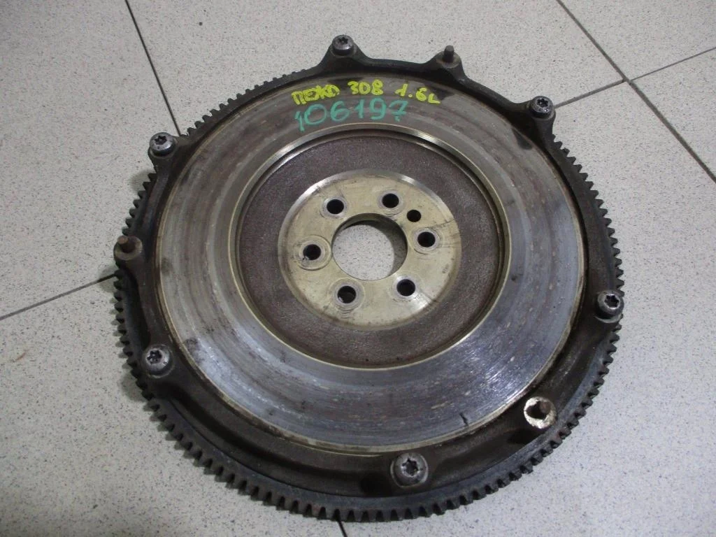 Маховик Peugeot 308 T7