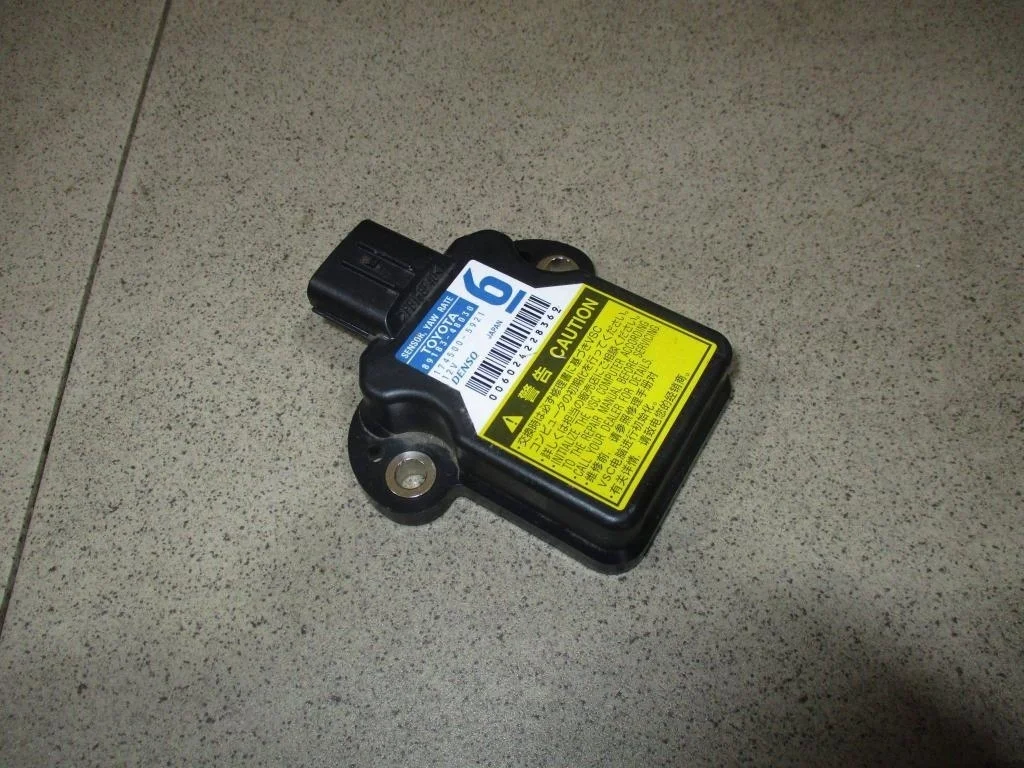 Датчик ускорения Toyota RAV4 A30