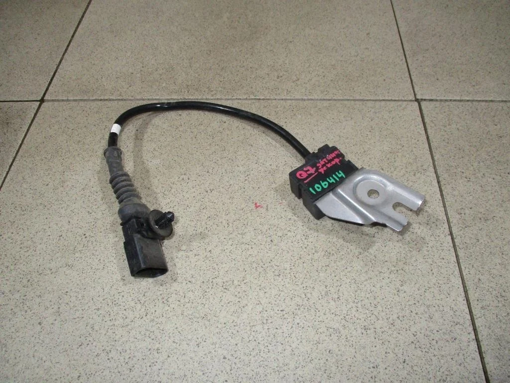 Датчик ускорения Audi Q7 2008 4L