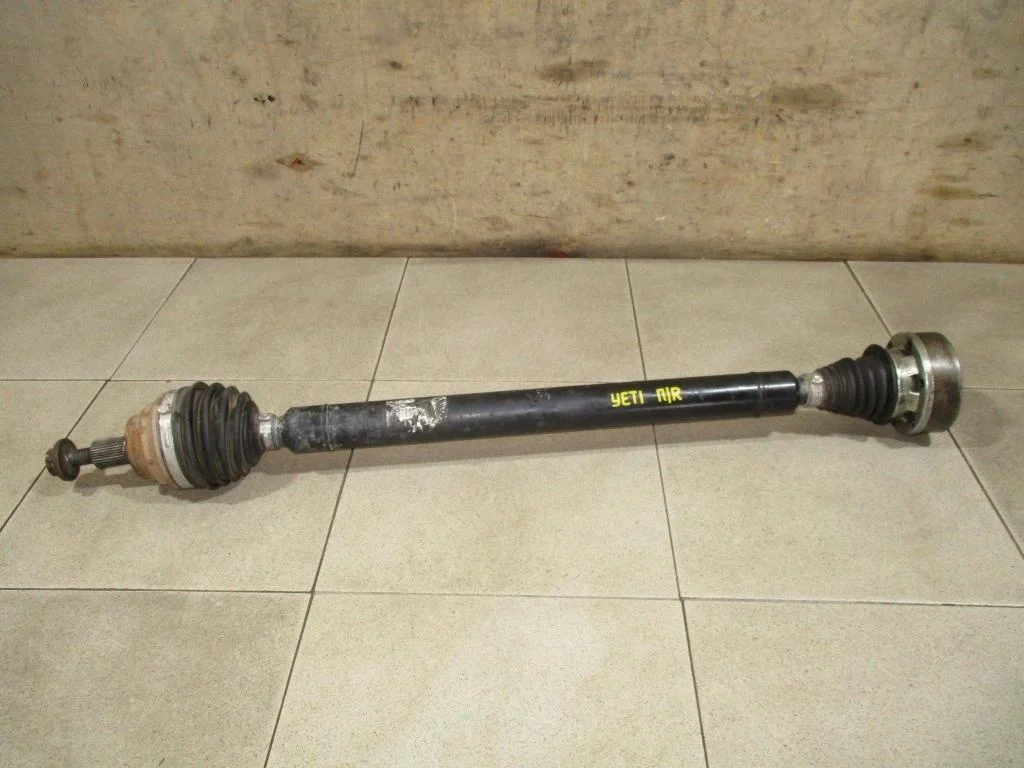 Полуось передняя правая Skoda Yeti 2012 5L