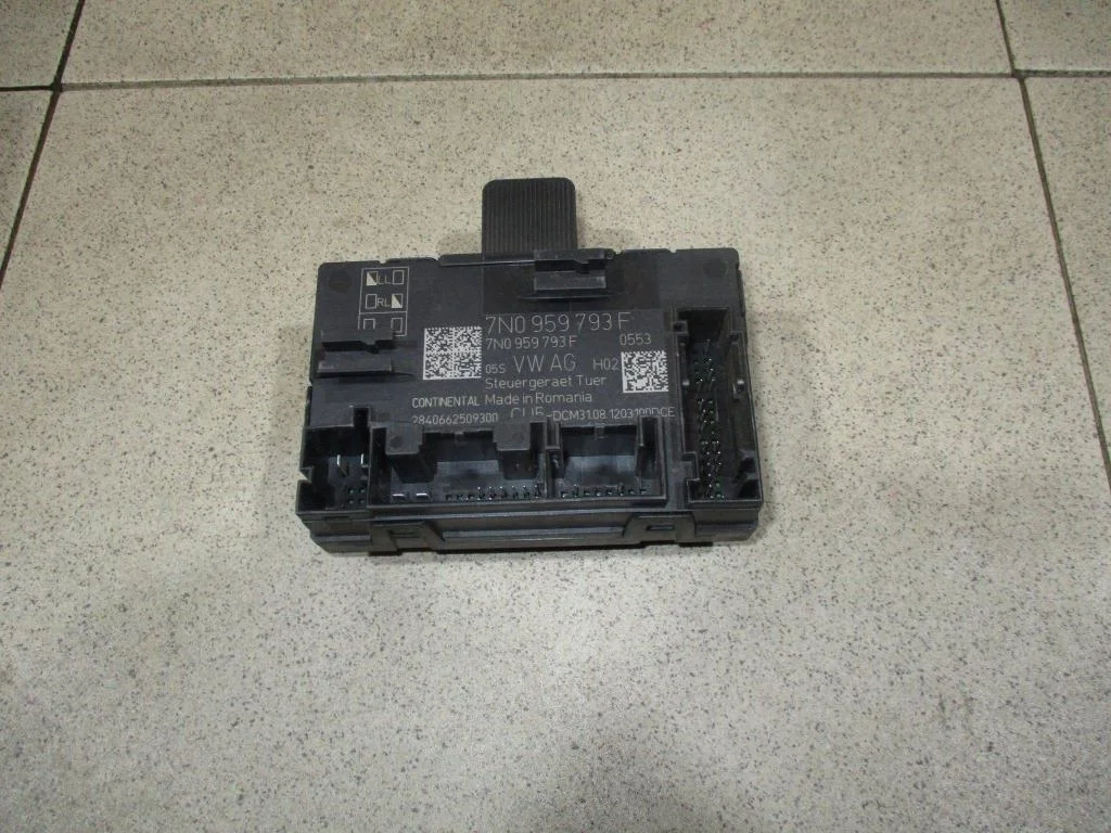 Блок комфорта Skoda Yeti 2012 5L