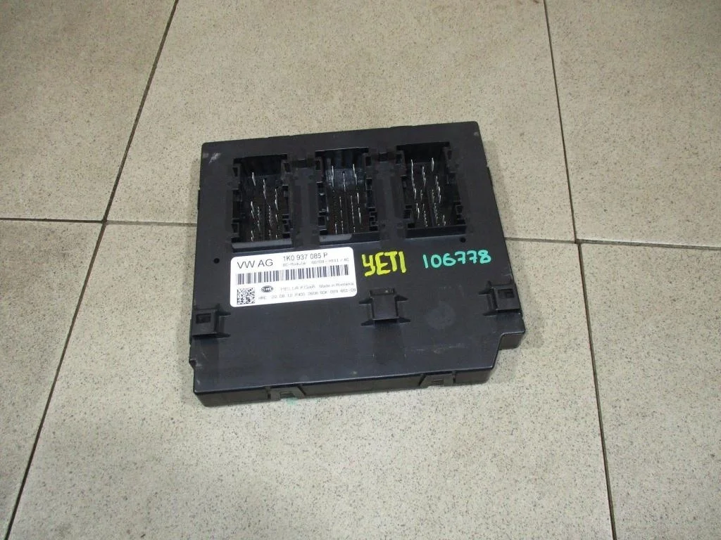 Блок электронный Skoda Yeti 2012 5L