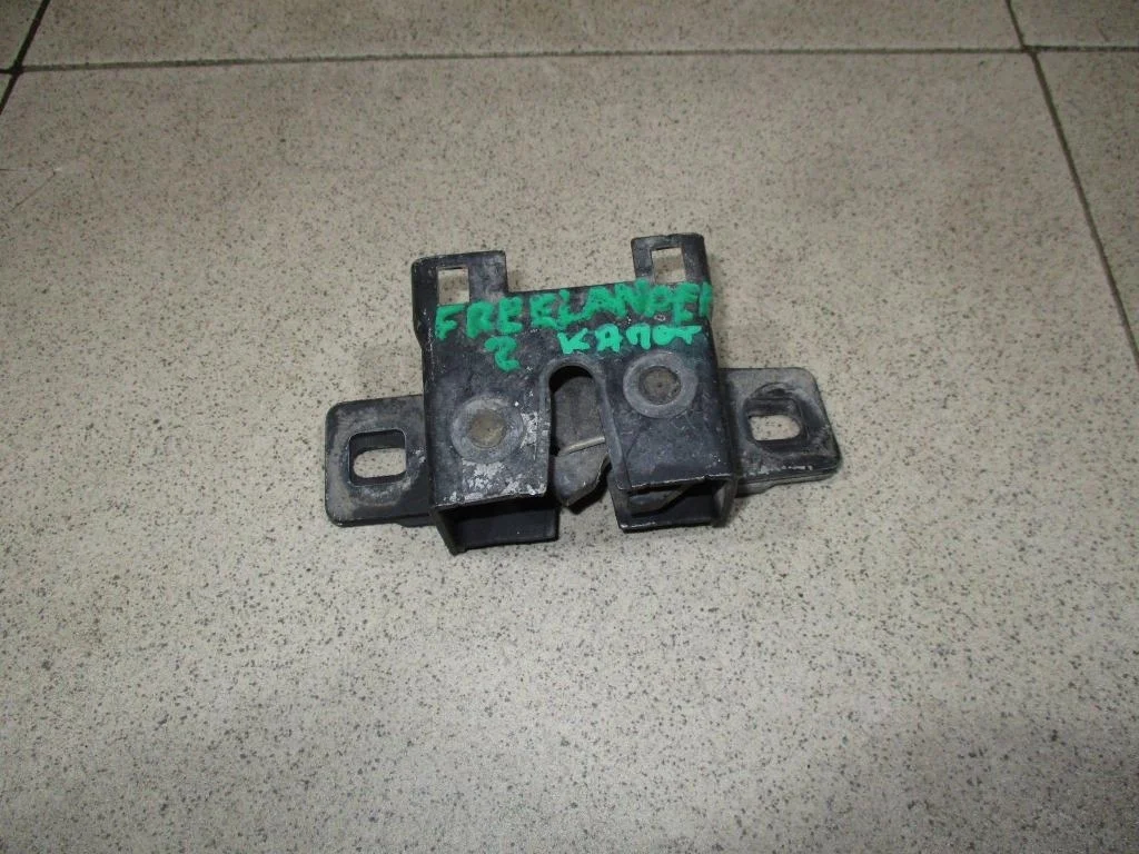 Замок капота Land Rover Freelander 2 2008 L359