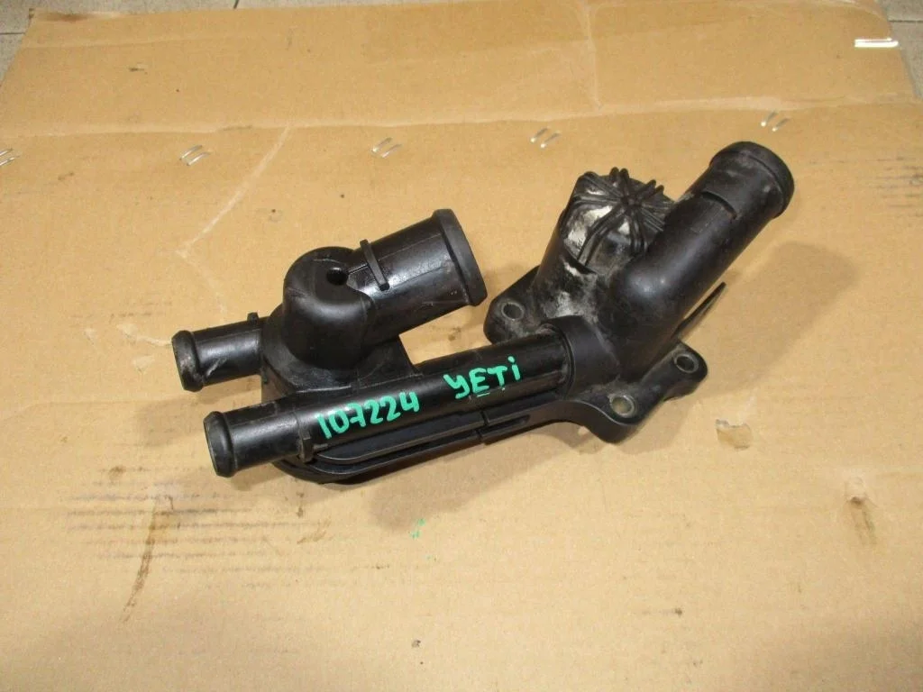 Корпус термостата Skoda Yeti 2012 5L