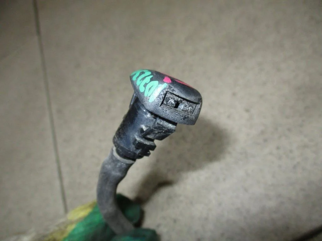 Форсунка омывателя лобового стекла Hyundai i20 2009 PB