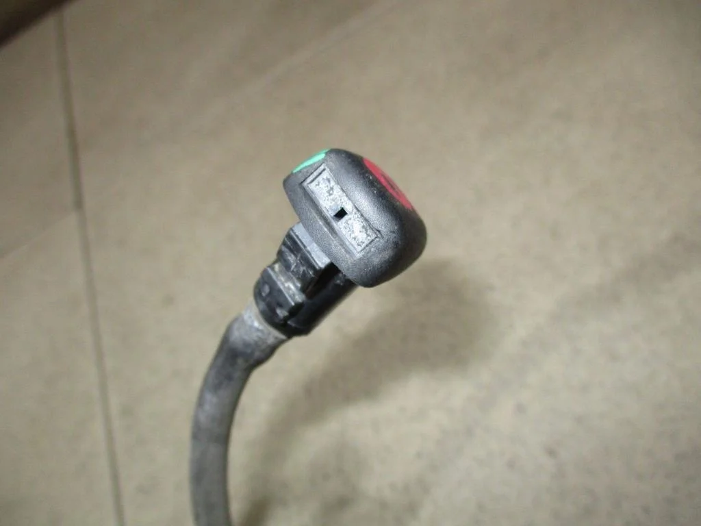 Форсунка омывателя лобового стекла Hyundai i20 2009 PB