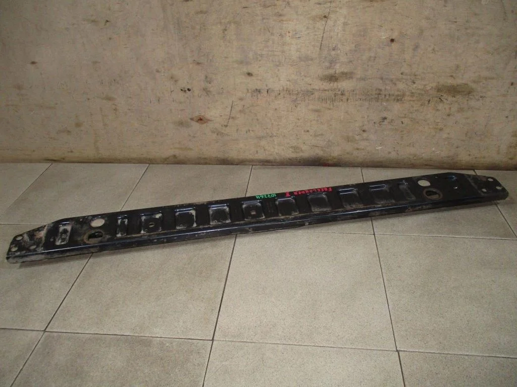 Балка подрадиаторная Land Rover Freelander 2 2008 L359
