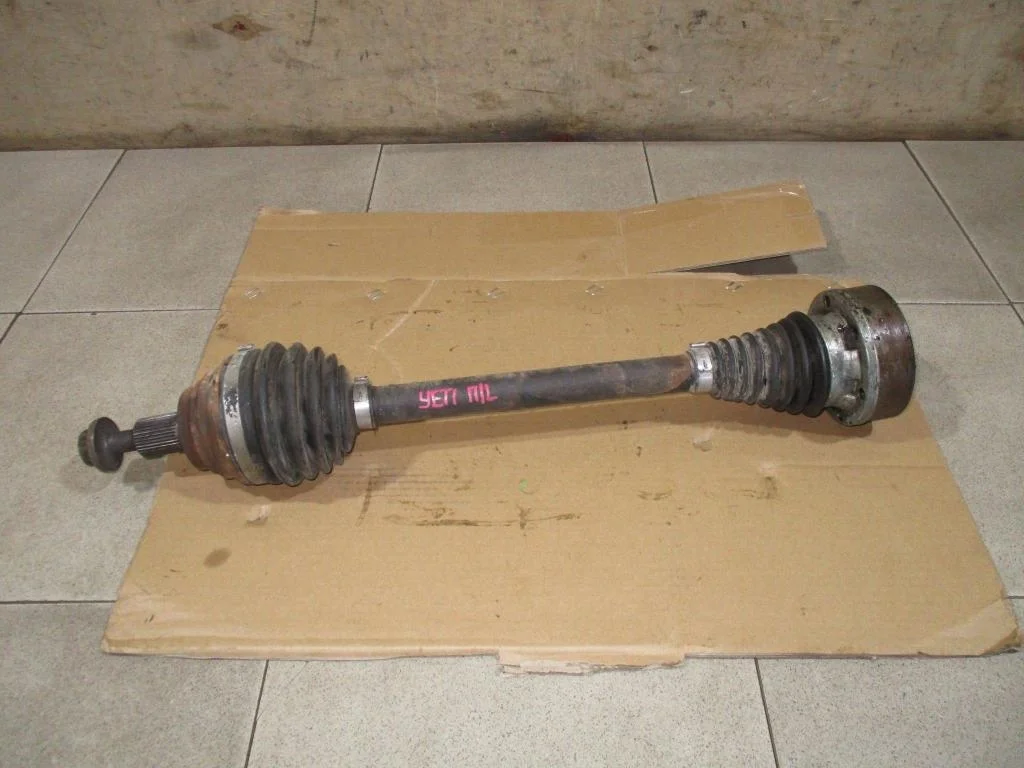 Полуось передняя левая Skoda Yeti 2012 5L