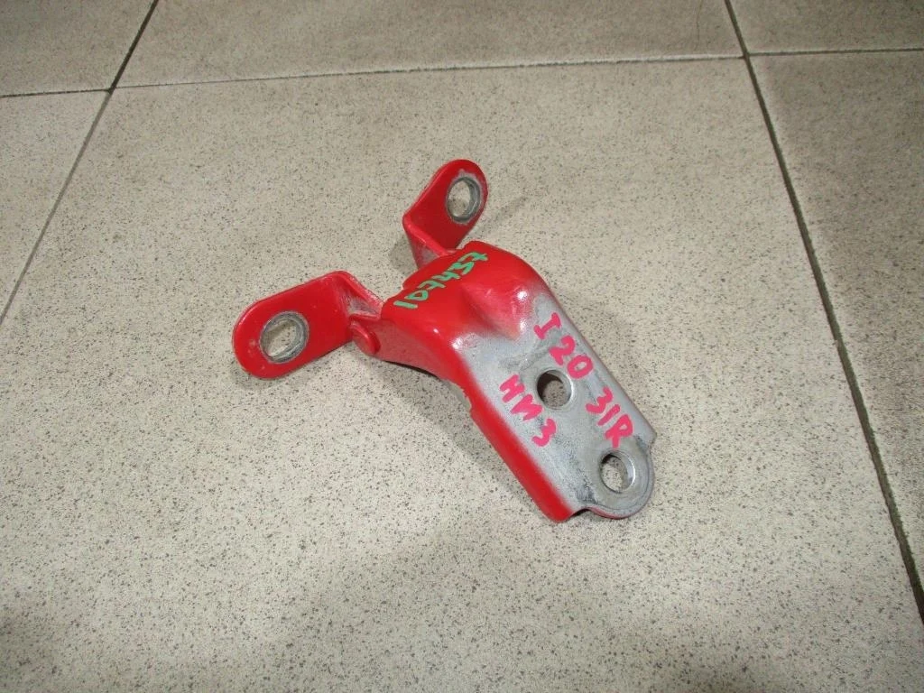 Петля двери задней правой нижняя Hyundai i20 2009 PB