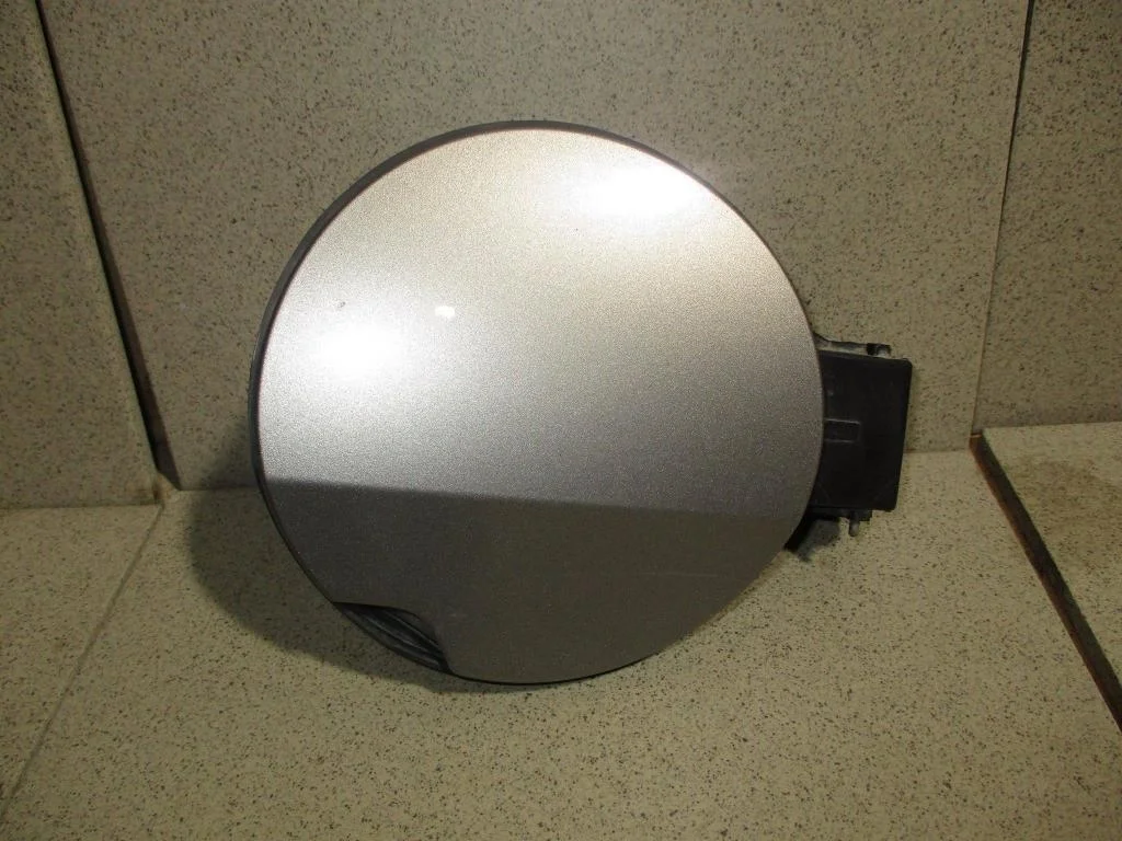 Лючок бензобака Peugeot 308 T7