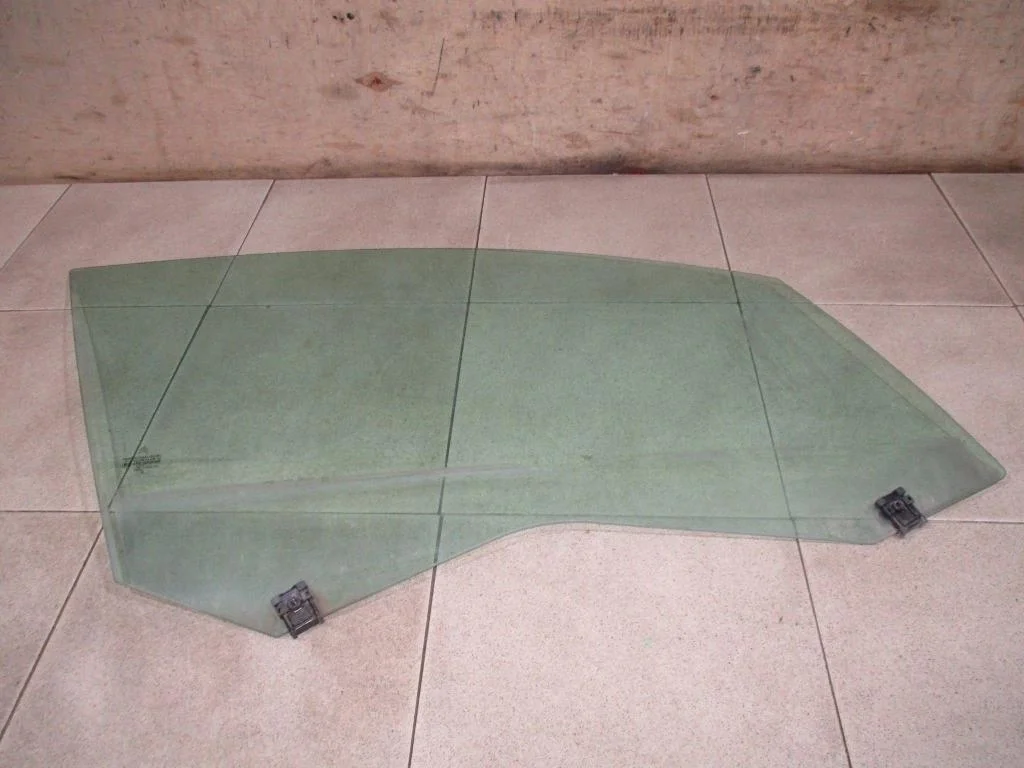 Стекло двери передней правой Citroen C5 2008 RD, TD