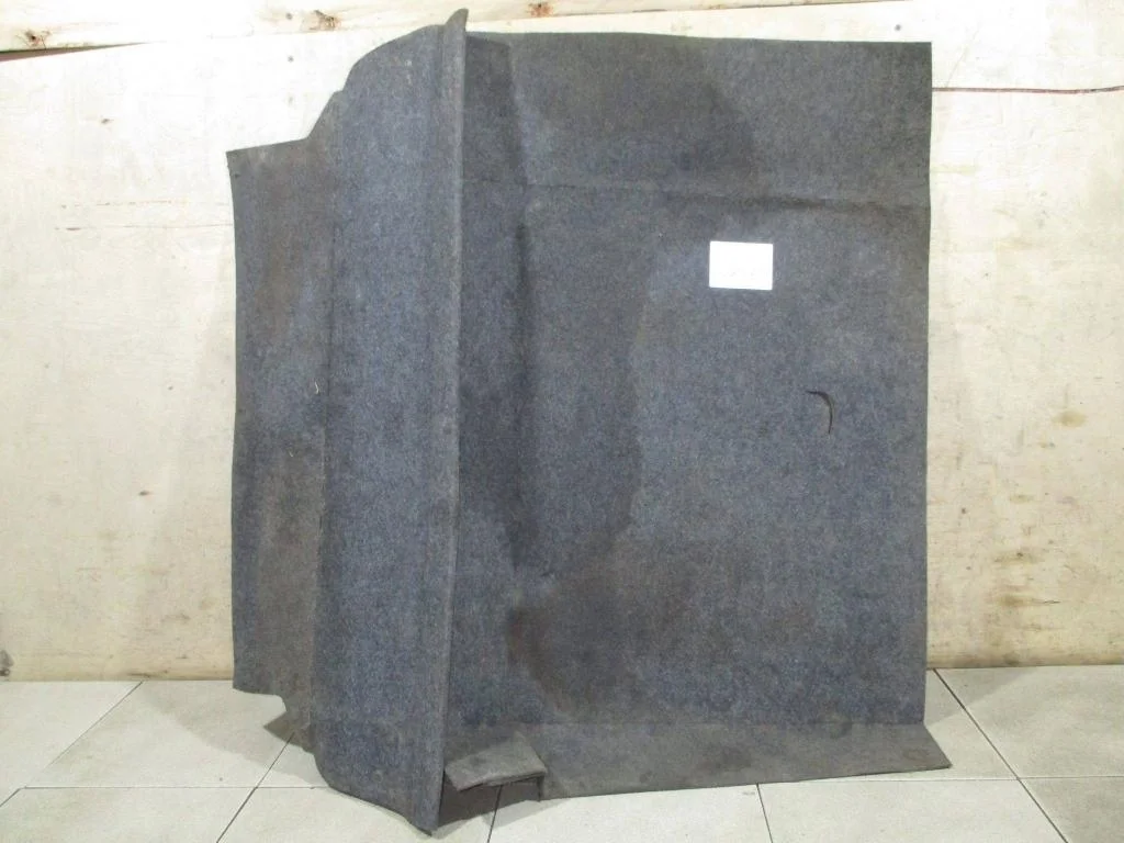 Пол багажника Skoda Yeti 2012 5L