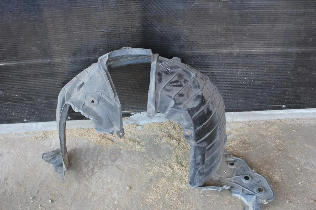 Б.у. подкрылок NISSAN X-TRAIL T31 NISSAN X-TRAIL T31