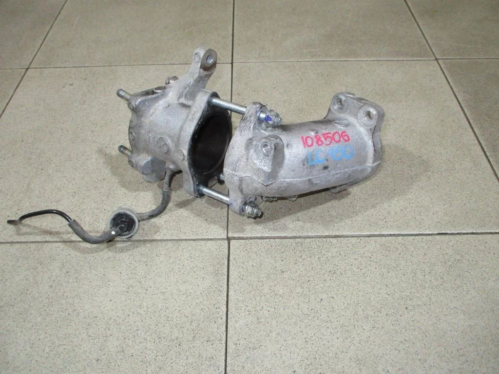 Фланец вентиляции картерных газов Toyota Land Cruiser Prado 2010 J150