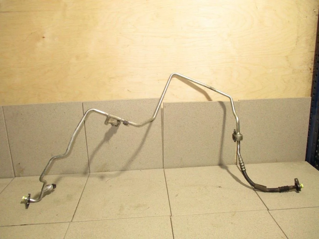 Трубка кондиционера Land Rover Freelander 2 2008 L359