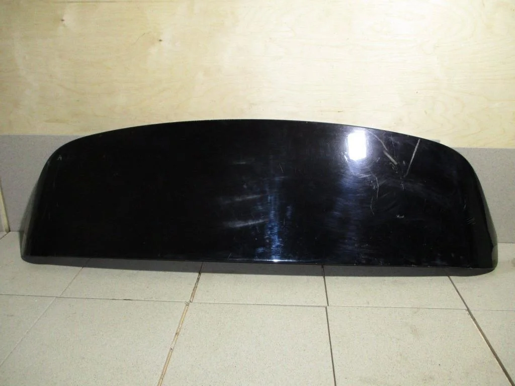 Спойлер двери багажника Lexus RX350 XU30