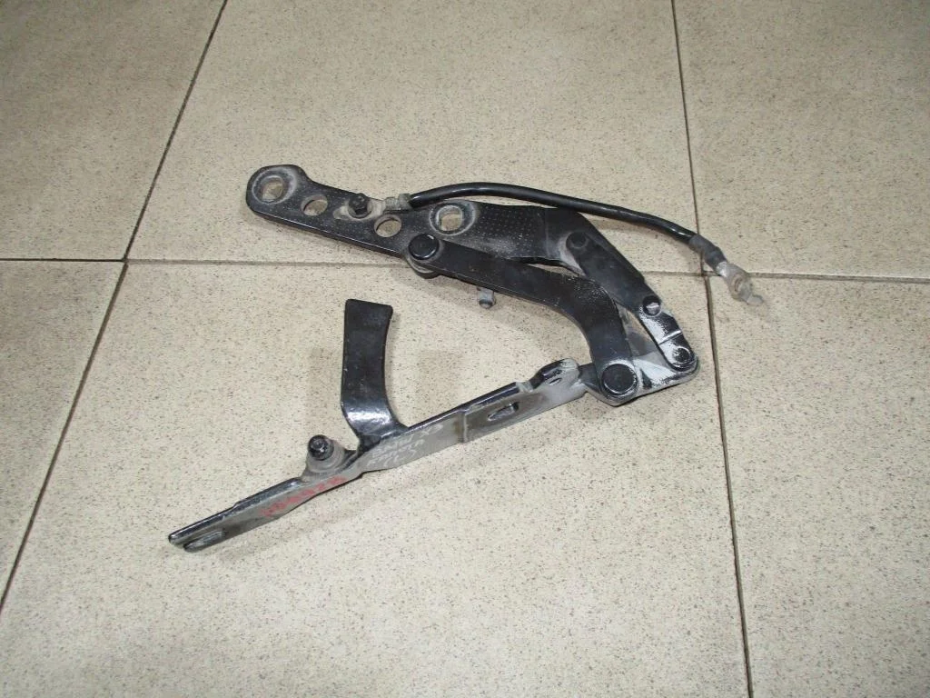 Петля капота левая BMW X3 2008 E83