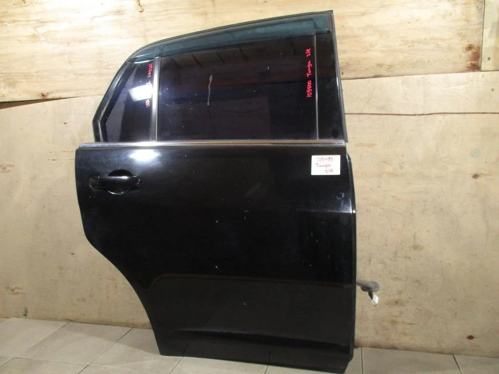 Дверь задняя правая Nissan Tiida 2012 C11