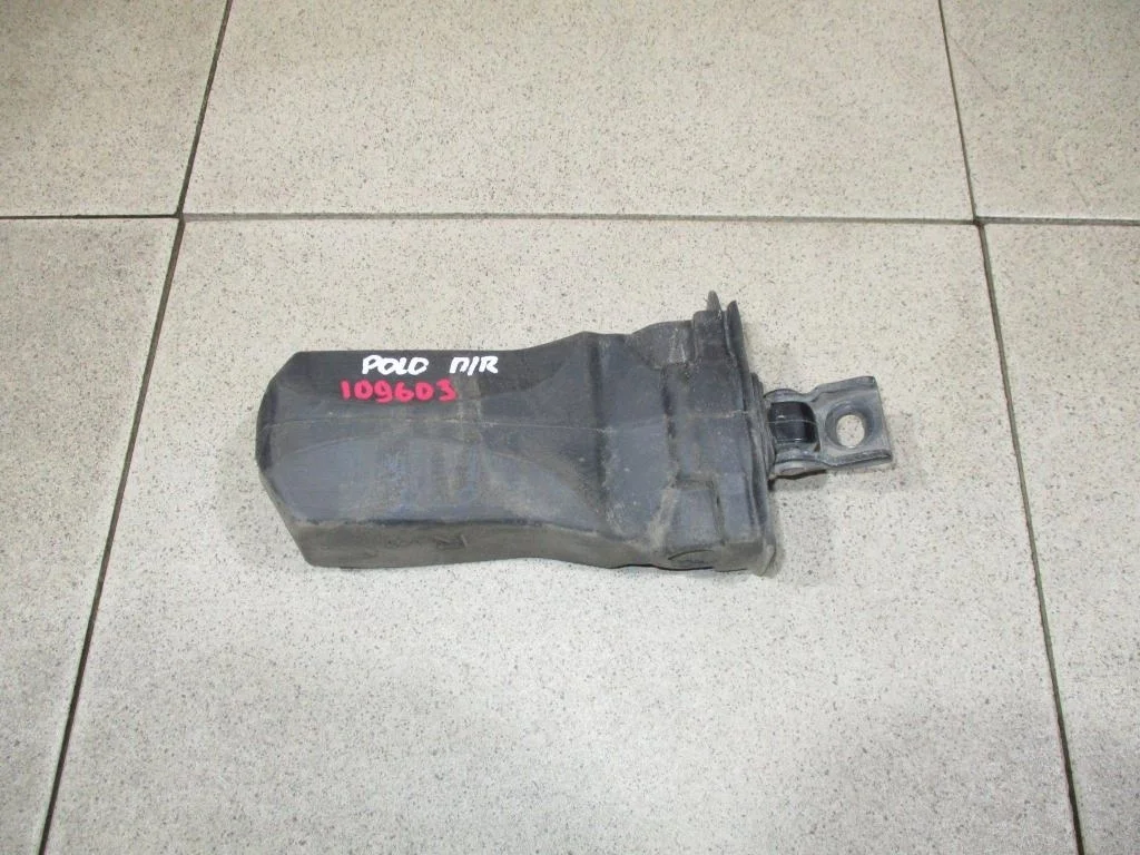 Ограничитель двери Volkswagen Polo 5