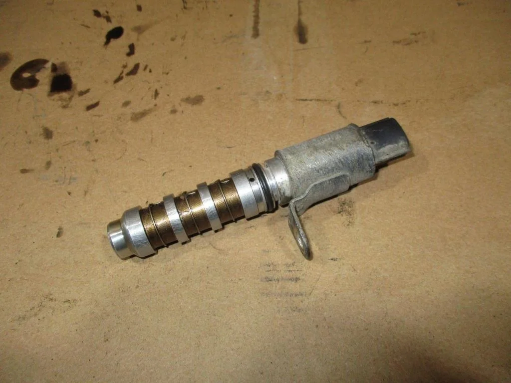 Клапан изменения фаз грм Nissan X-Trail T31