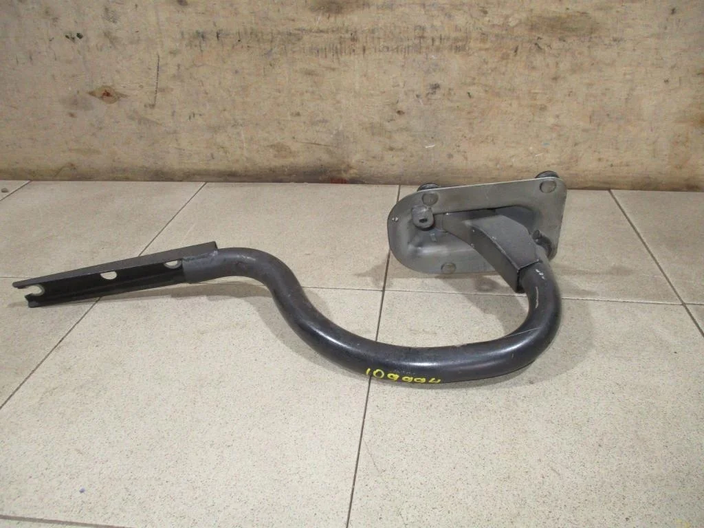 Петля крышки багажника BMW 5-Series 2008 E60, E61