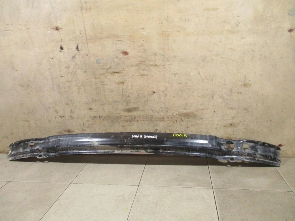 Усилитель заднего бампера BMW 5-Series 2008 E60, E61