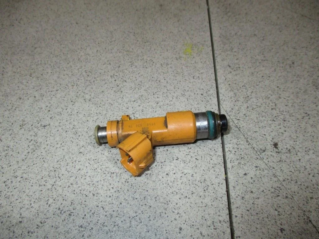 Форсунка топливная Infiniti G37 2009 V36