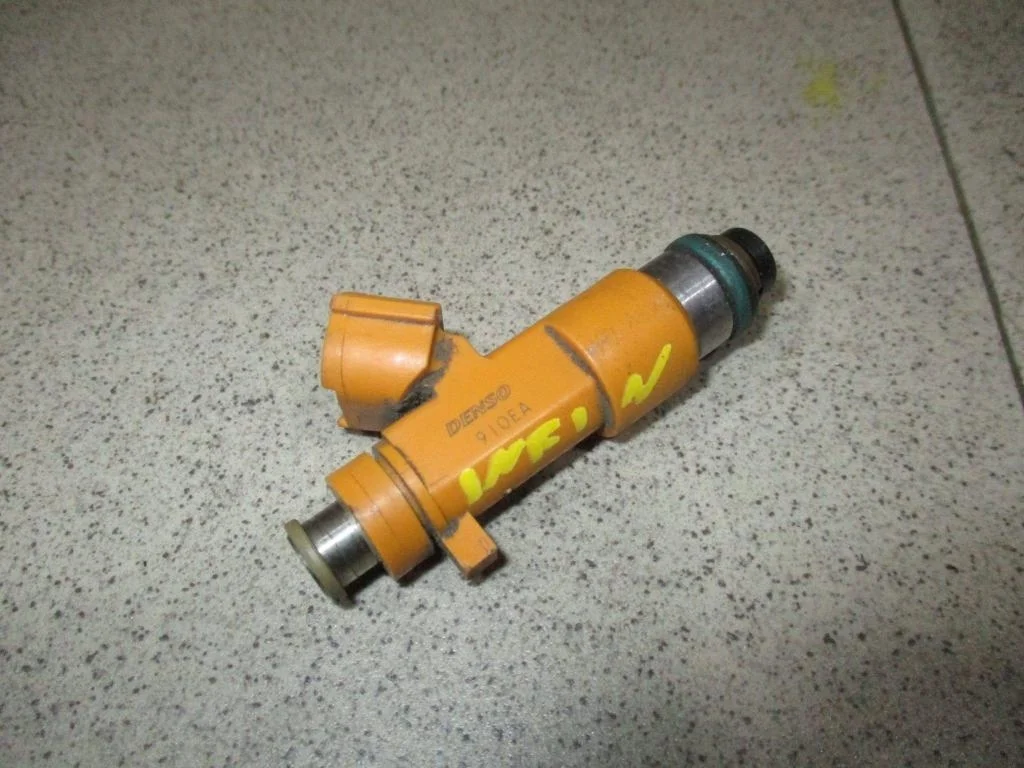 Форсунка топливная Infiniti G37 2009 V36