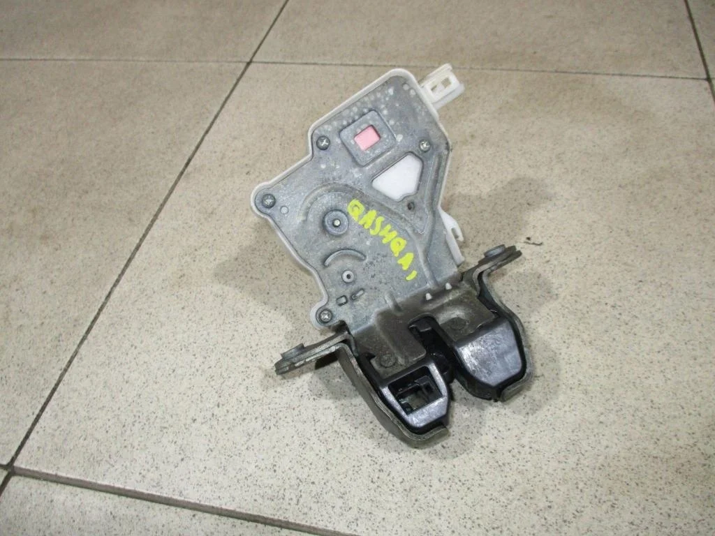 Замок багажника Nissan Qashqai 2014 J11
