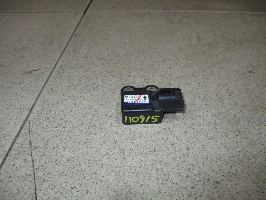 Датчик air bag Mitsubishi Outlander 1 2007 CU
