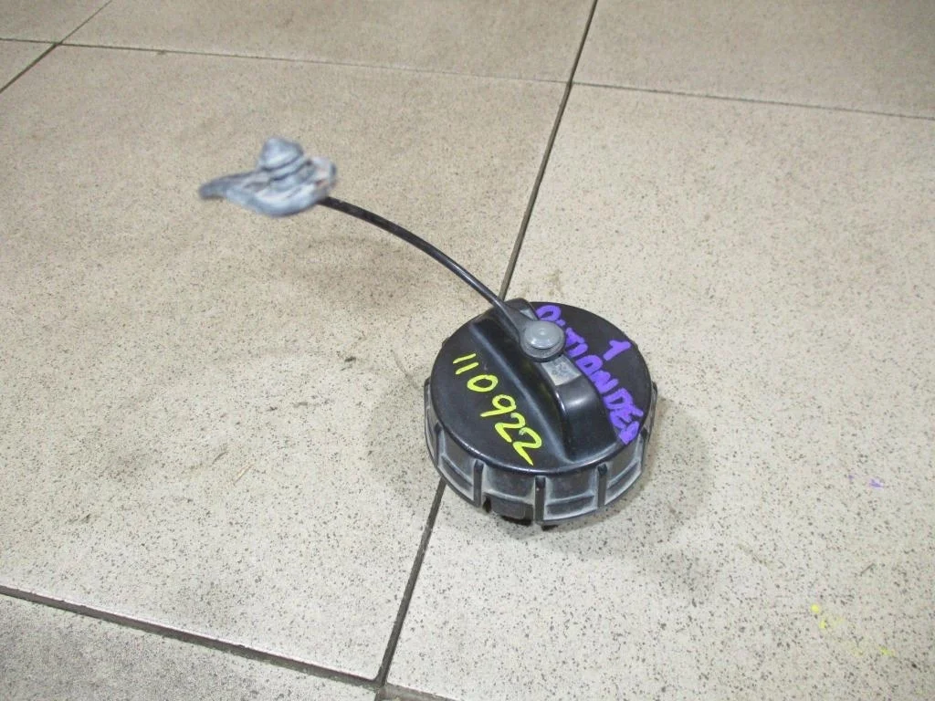 Крышка топливного бака Mitsubishi Outlander 1 2007 CU