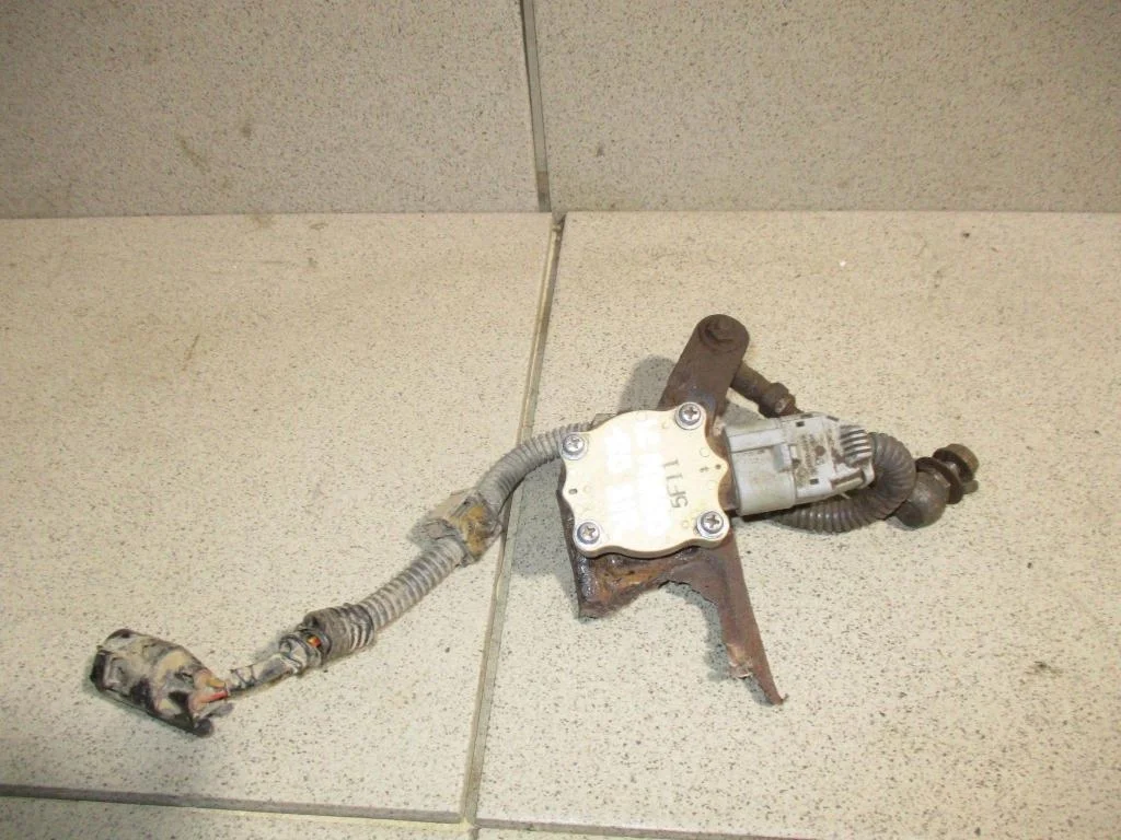 Датчик высоты дорожного просвета Toyota Land Cruiser Prado J120