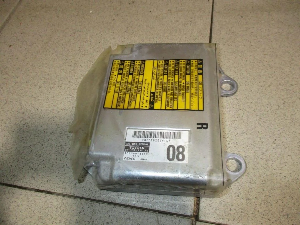Блок управления air bag Toyota Land Cruiser Prado J120
