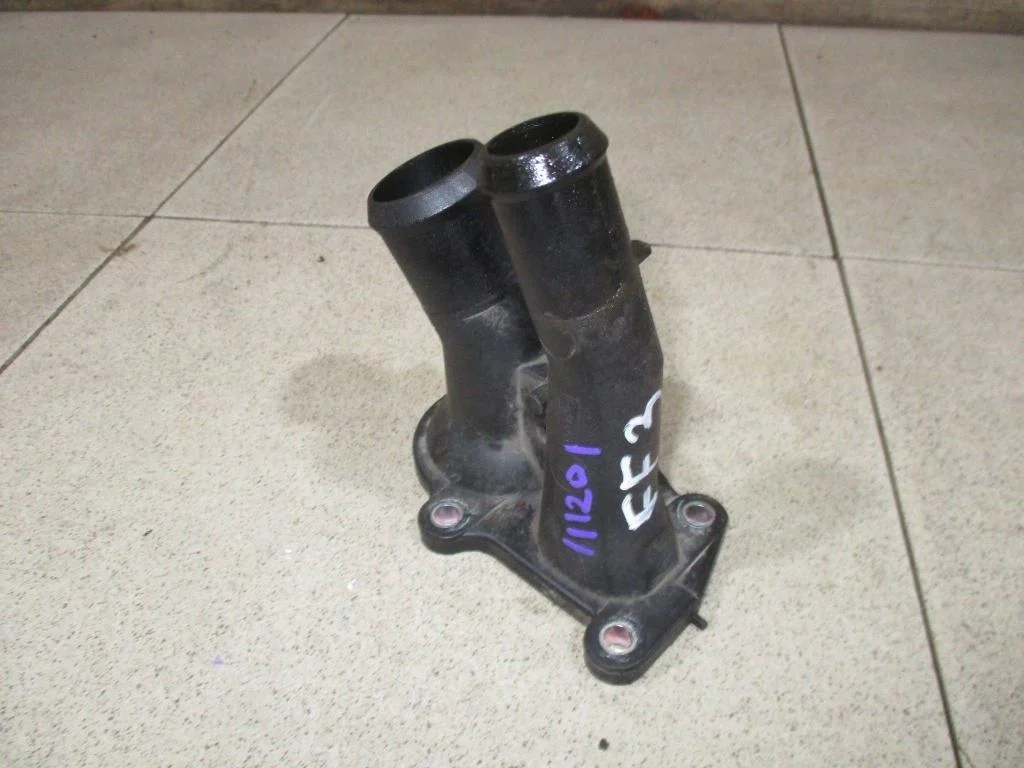 Крышка термостата Ford Focus 3