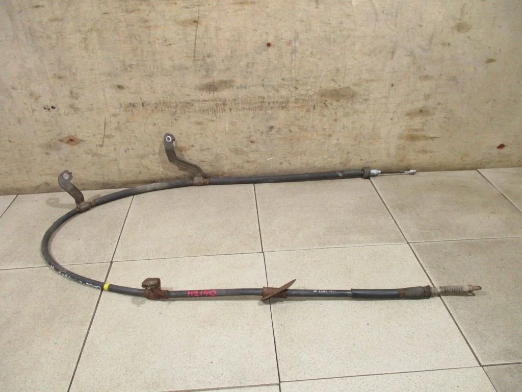 Трос ручника Kia Ceed 2 2017 JD