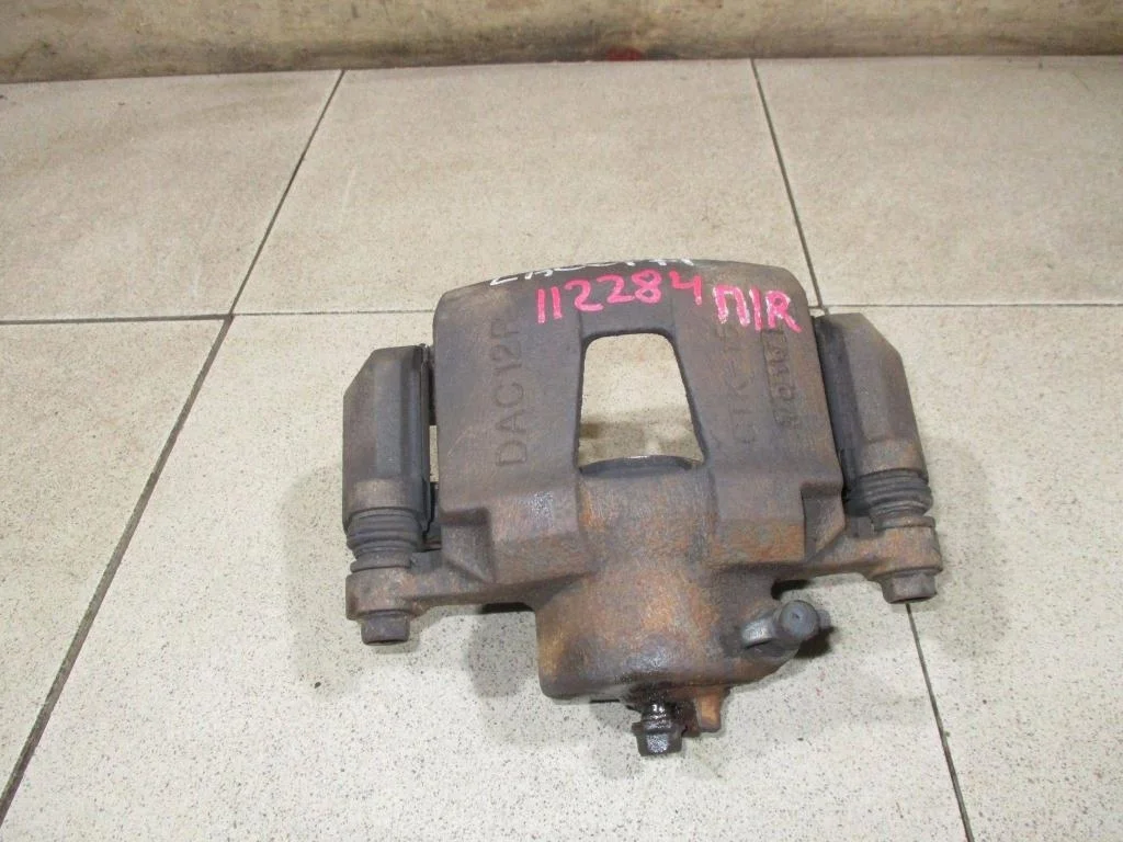 Суппорт передний правый Chevrolet Lacetti J200