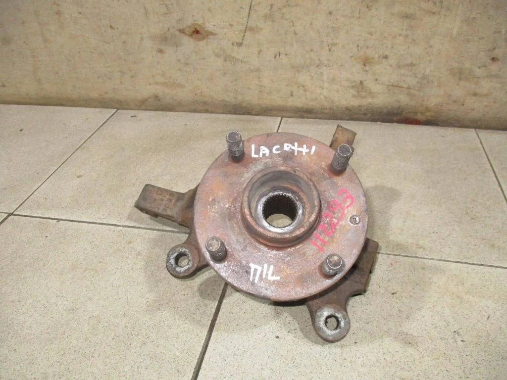 Кулак поворотный передний левый Chevrolet Lacetti J200