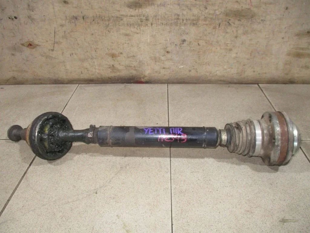 Полуось передняя правая Skoda Yeti 2012 5L