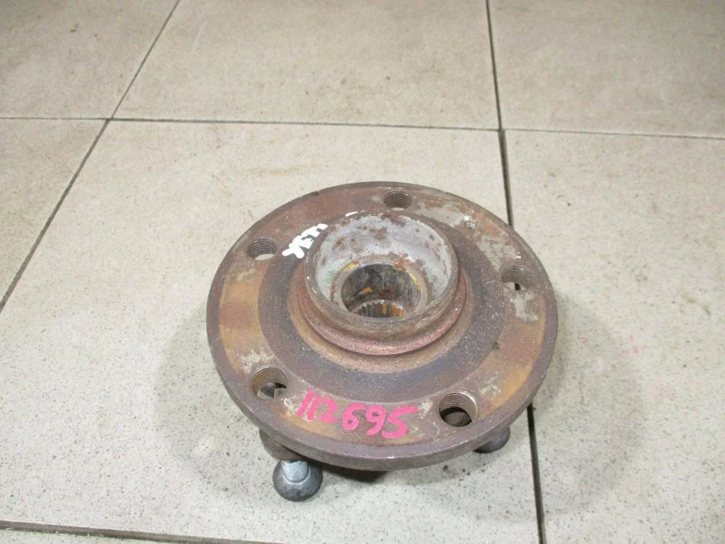 Ступица передняя-задняя Skoda Yeti 2012 5L